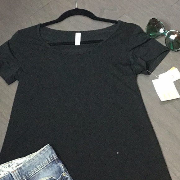 Lularoe classic t - Picture 2 of 2